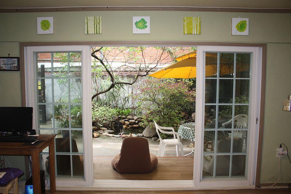 סיאול Lee & No Guesthouse Hongdae מראה חיצוני תמונה