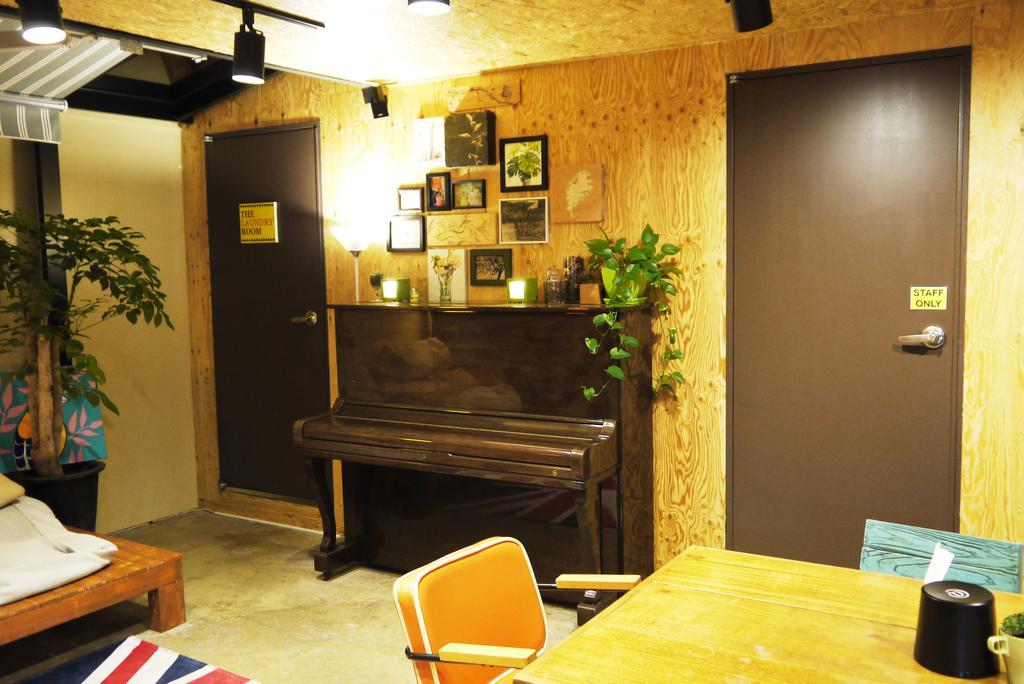 סיאול Lee & No Guesthouse Hongdae מראה חיצוני תמונה