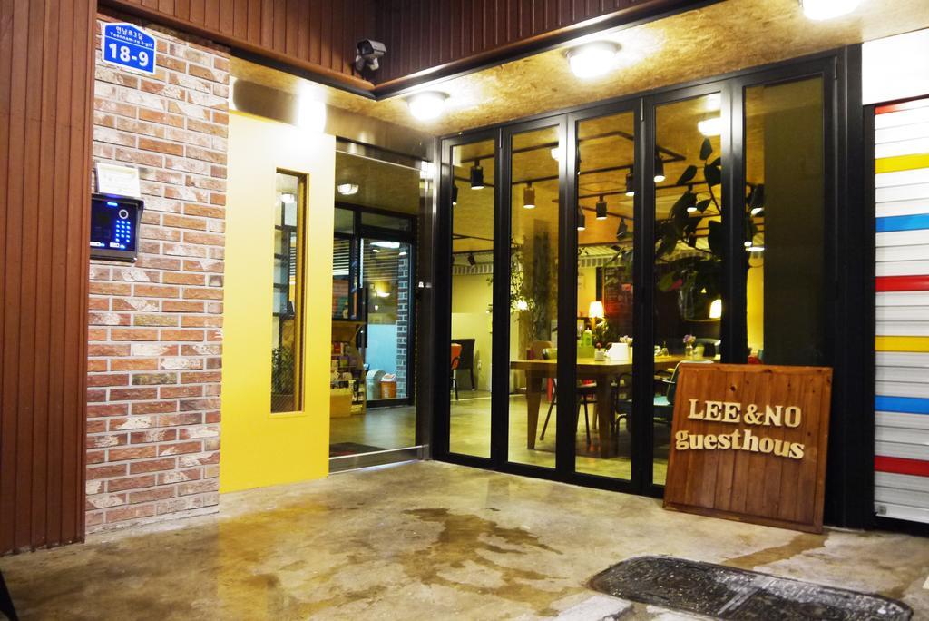 סיאול Lee & No Guesthouse Hongdae מראה חיצוני תמונה