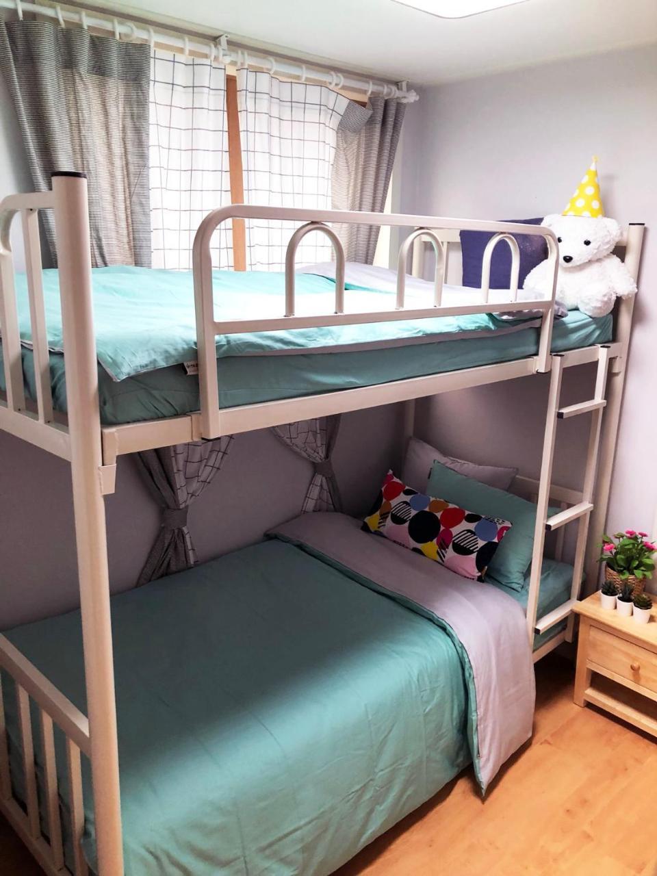סיאול Lee & No Guesthouse Hongdae מראה חיצוני תמונה