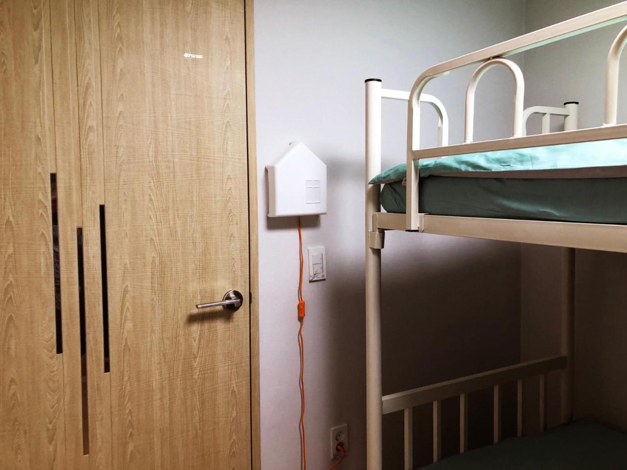 סיאול Lee & No Guesthouse Hongdae מראה חיצוני תמונה